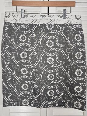 Banana Republic Gray White Floral Swirl Dot Jacquard Pencil Lined Skirt Sz 12